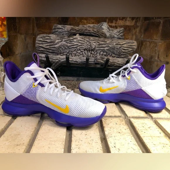 🤑PRICE DROP🤑 -  Nike - LeBron Witness IV - Los Angeles Lakers - Picture 4 of 16